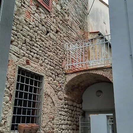 Hotel Palazzo 42 - Boutique Hotel&suites Pistoia