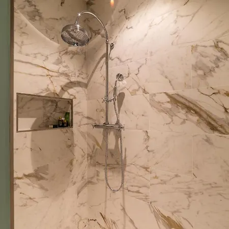 Palazzo 42 - Boutique & מלון 3*