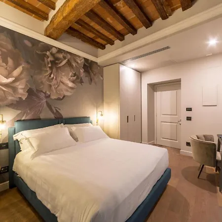 Palazzo 42 - Boutique & 3* פיסטויה