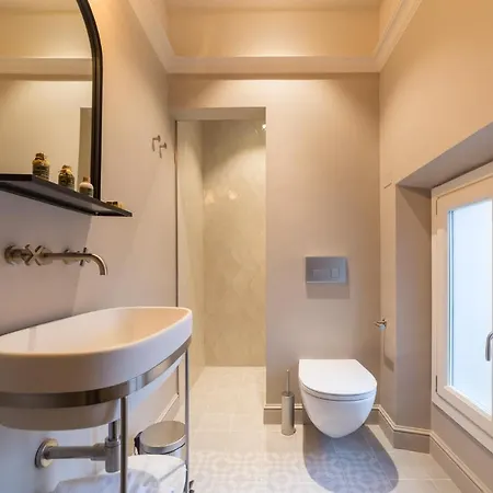 Palazzo 42 - Boutique & 3* פיסטויה
