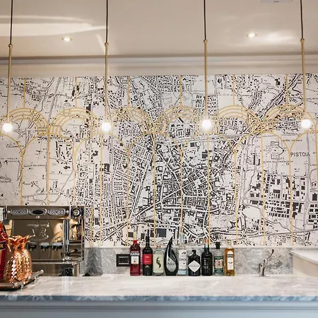 Palazzo 42 - Boutique & 3* פיסטויה