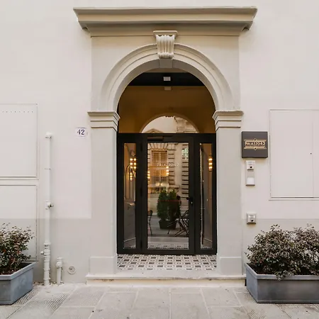 Palazzo 42 - Boutique Hotel&suites Hotel 3*
